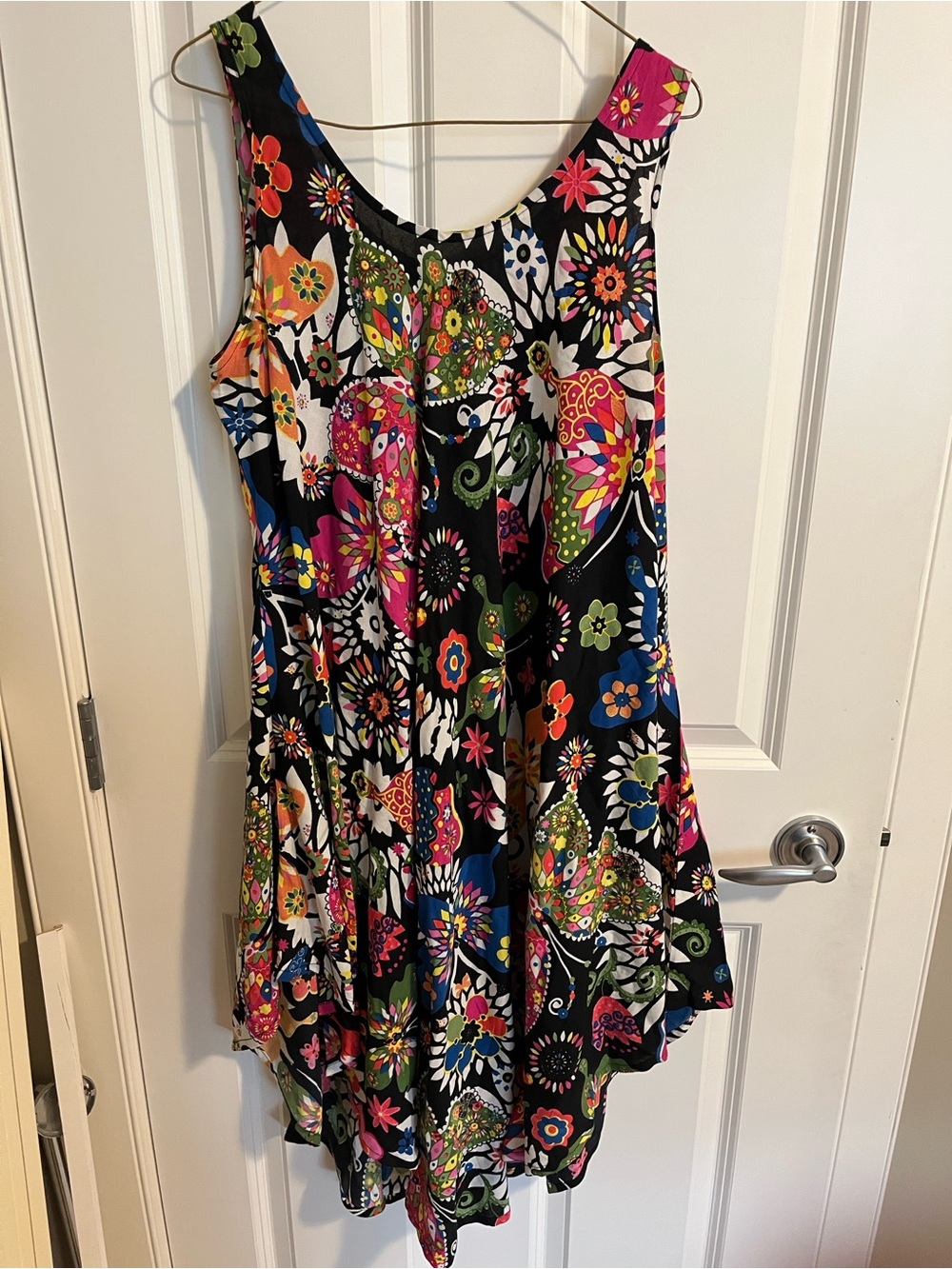 Wonen’s Plus size Black Butterfly Floral Multicolor Swing Dress - Picture 5 of 5